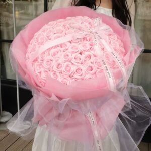 Ewiger Rosa Rosenstrauß Zarte Eleganz für besondere Momente